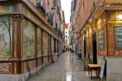 otra-calle-del-barrio-de-las-letras