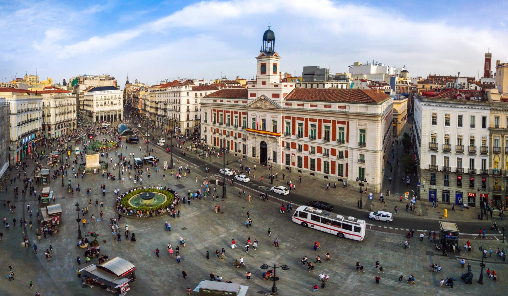 a large crowd of people in a city
